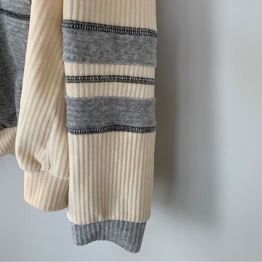 POL Cream &‎ Gray Ribbed Hoodie Size L - Picture 5 of 9